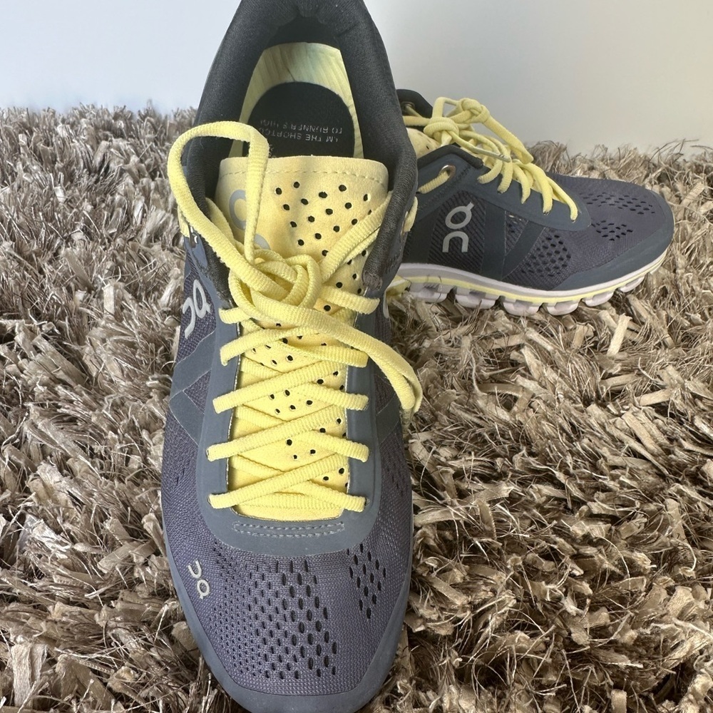 On Running Charcoal and Lemon Sneakers size W6 - Picture 2 of 10